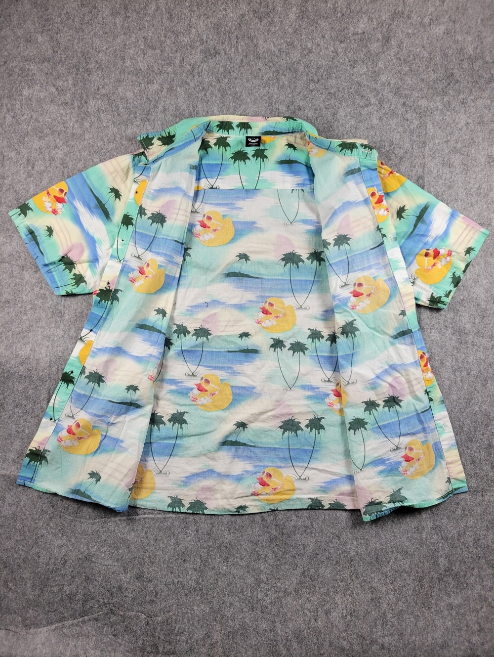 Neff All-Over Duck Print Hawaiian Short-Sleeve Button Up Shirt Mens Size Large - Picture 4 of 10